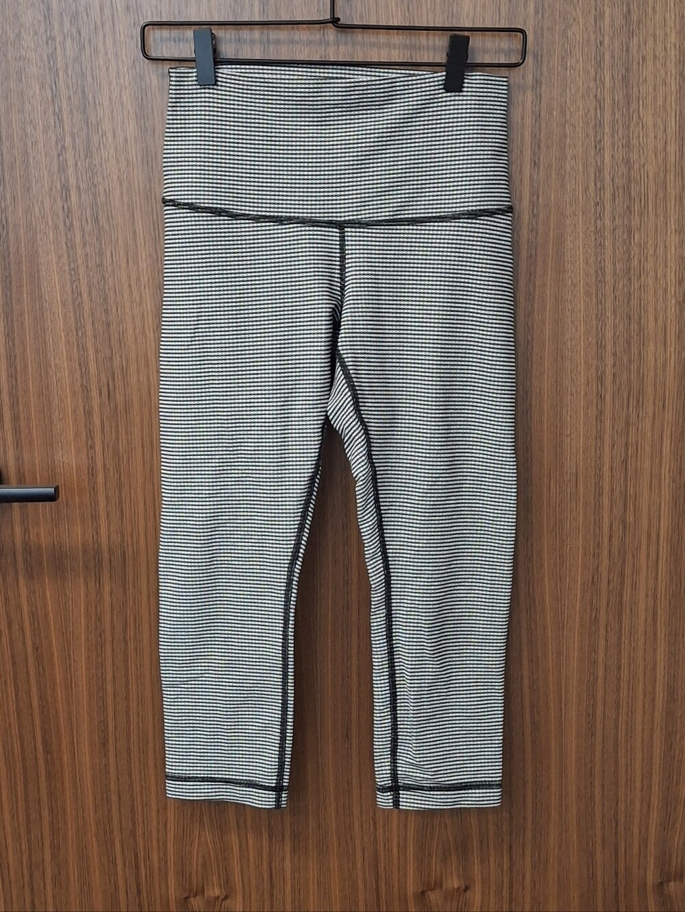 LULULEMON Checkerboard Cropped Leggings SZ S